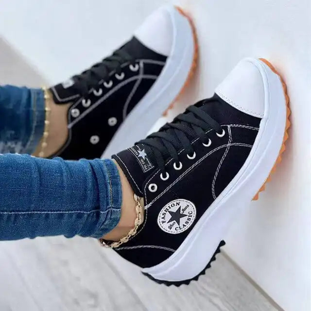 Sneakers i lerret for kvinner