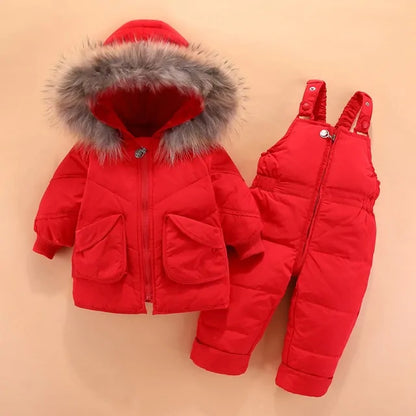 Vinter baby snödräkt med huva