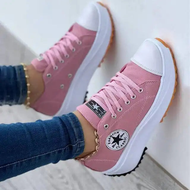 Sneakers i lerret for kvinner