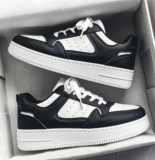 Pustende plattformsneakers i skinn