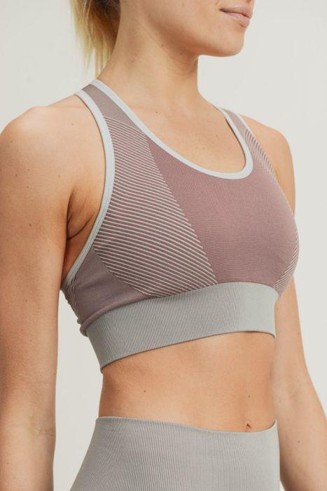 Chevron Track Seamless Hybrid Racerback Sports