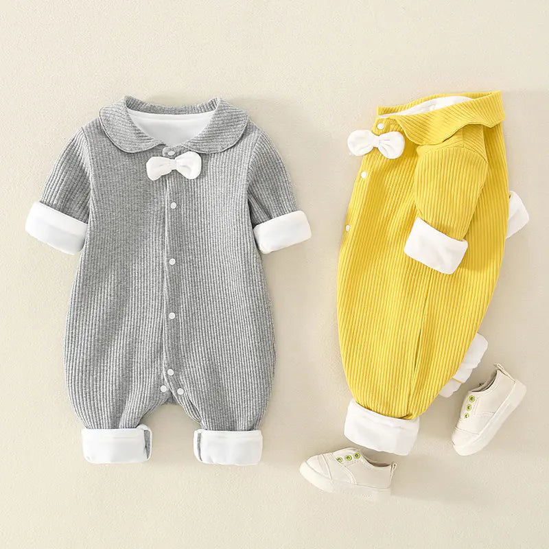 Baby langermet jumpsuit - Enkelt og stilig antrekk