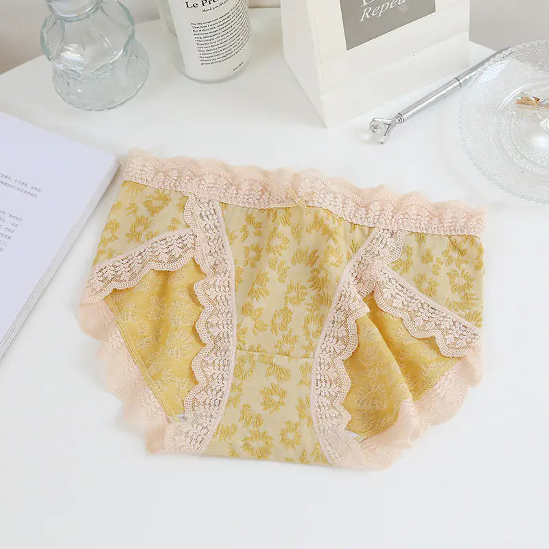 Antibacterial Cotton Lace Women's Briefs - Plus Size