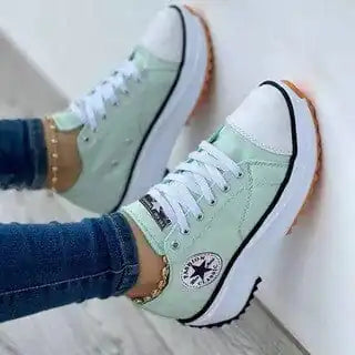 Sneakers i lerret for kvinner